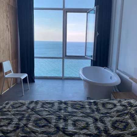 Apartment первая линия