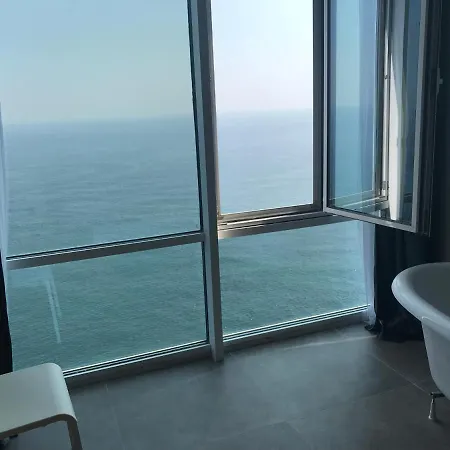 первая линия Apartment Odesa