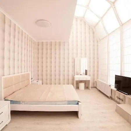 Apartment первая линия