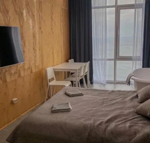 первая линия *