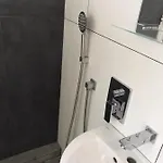 первая линия Apartment