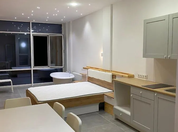 первая линия