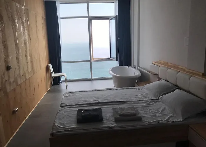 первая линия